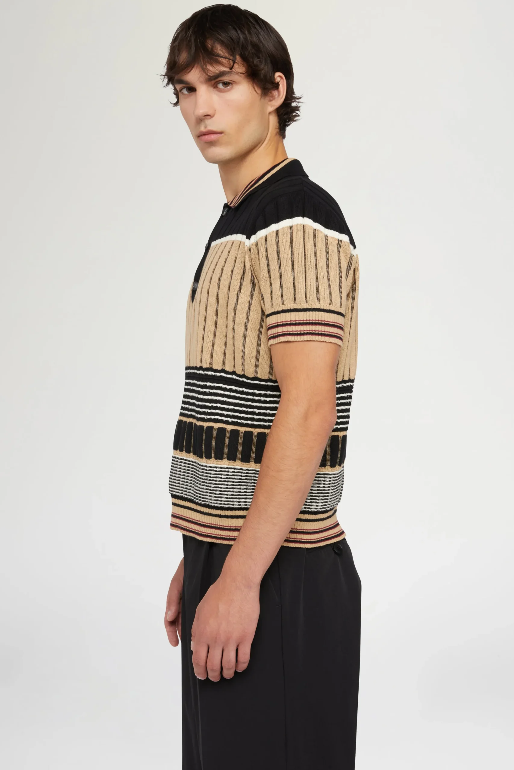 Polo in Maglia Beige & Nera
