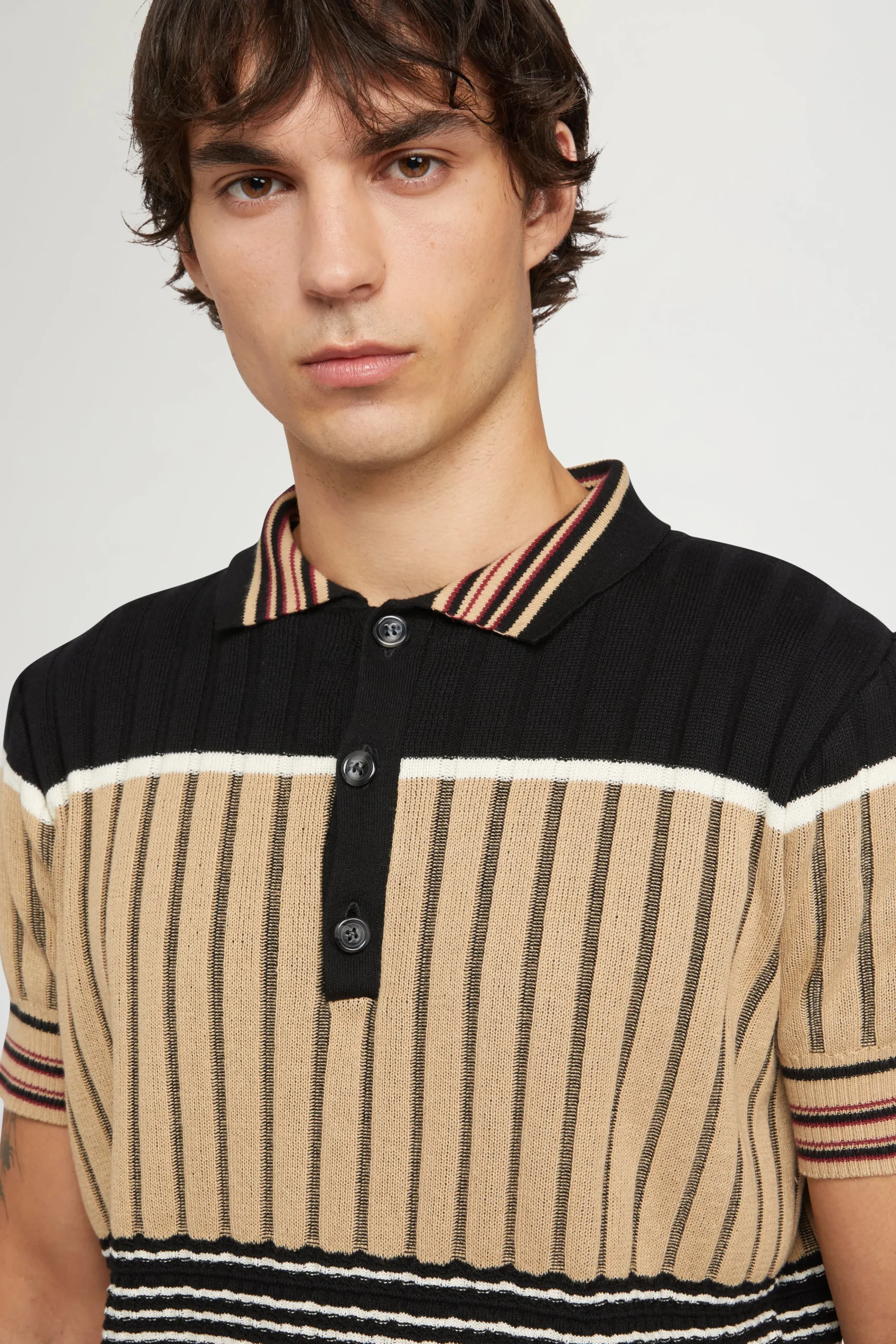 Polo in Maglia Beige & Nera