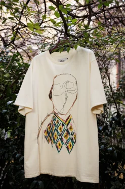 T-shirt con Disegno Chi ama