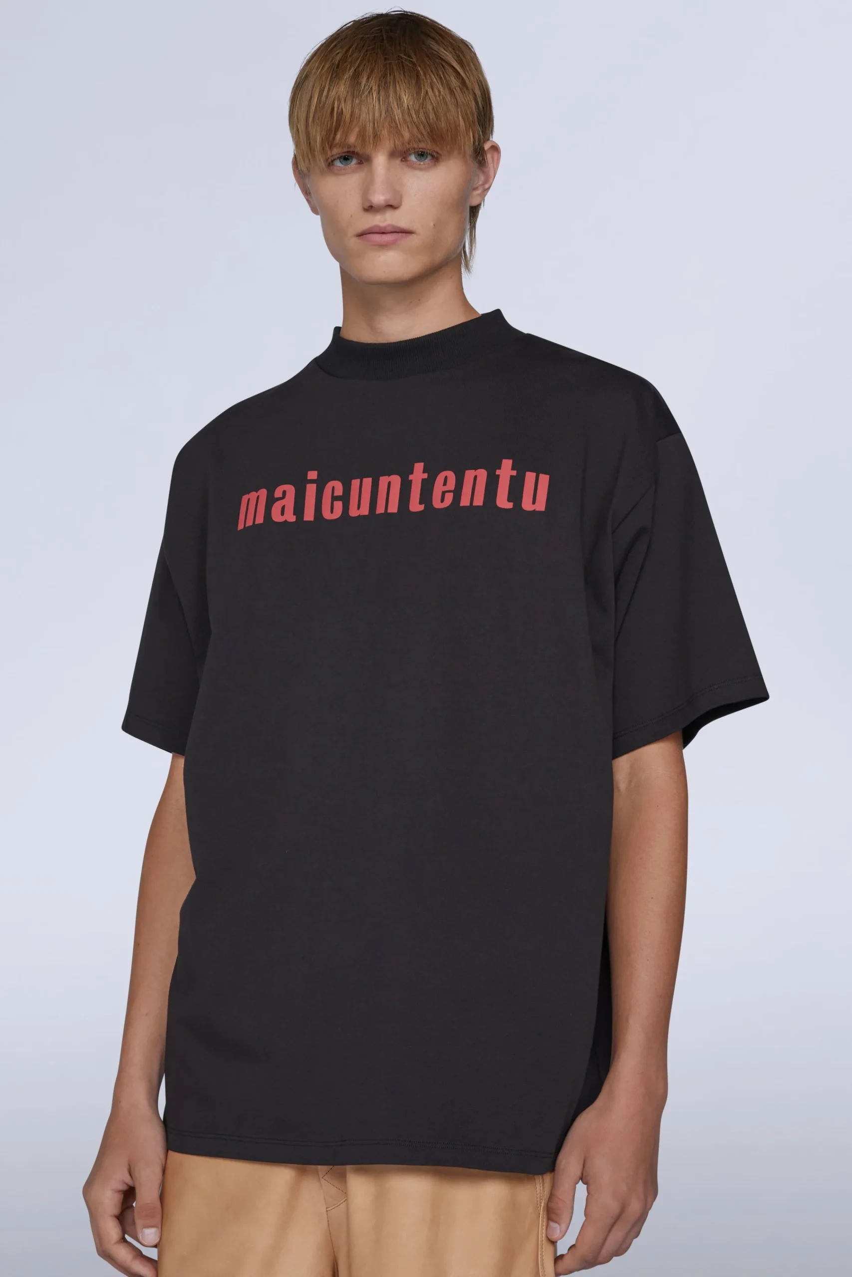 T-shirt Maicuntentu Nera